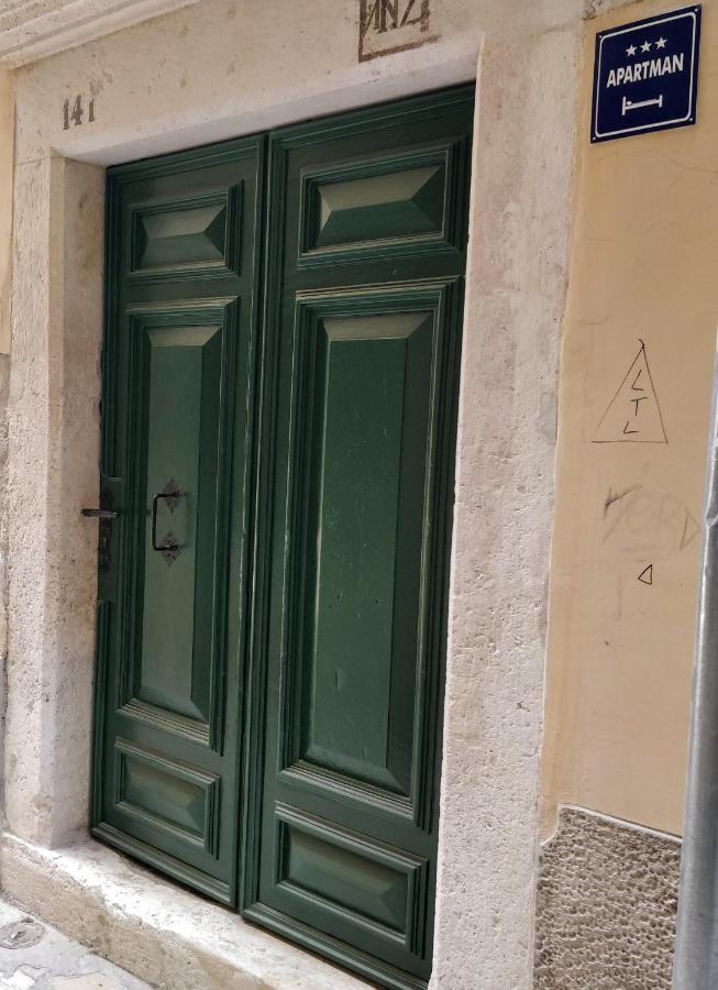 Ferienwohnung Apartman Mina Šibenik Exterior foto